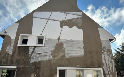 Guido Van Helten va au bout de sa démarche pour poser un regard universel sur la Côte d’Opale